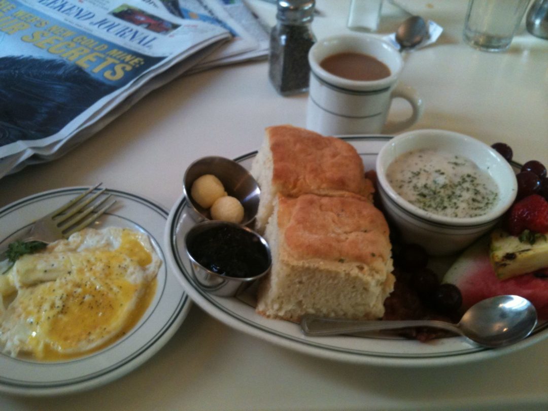 Guenther House: Classic Breakfast in a Classy Joint