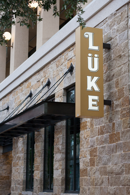 Lüke Outside Sign
