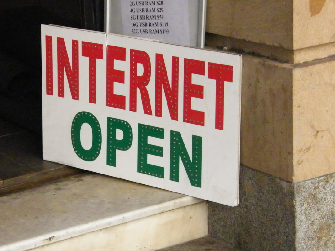 ¡Viva Net Neutrality! How To Let Your Voice Be Heard