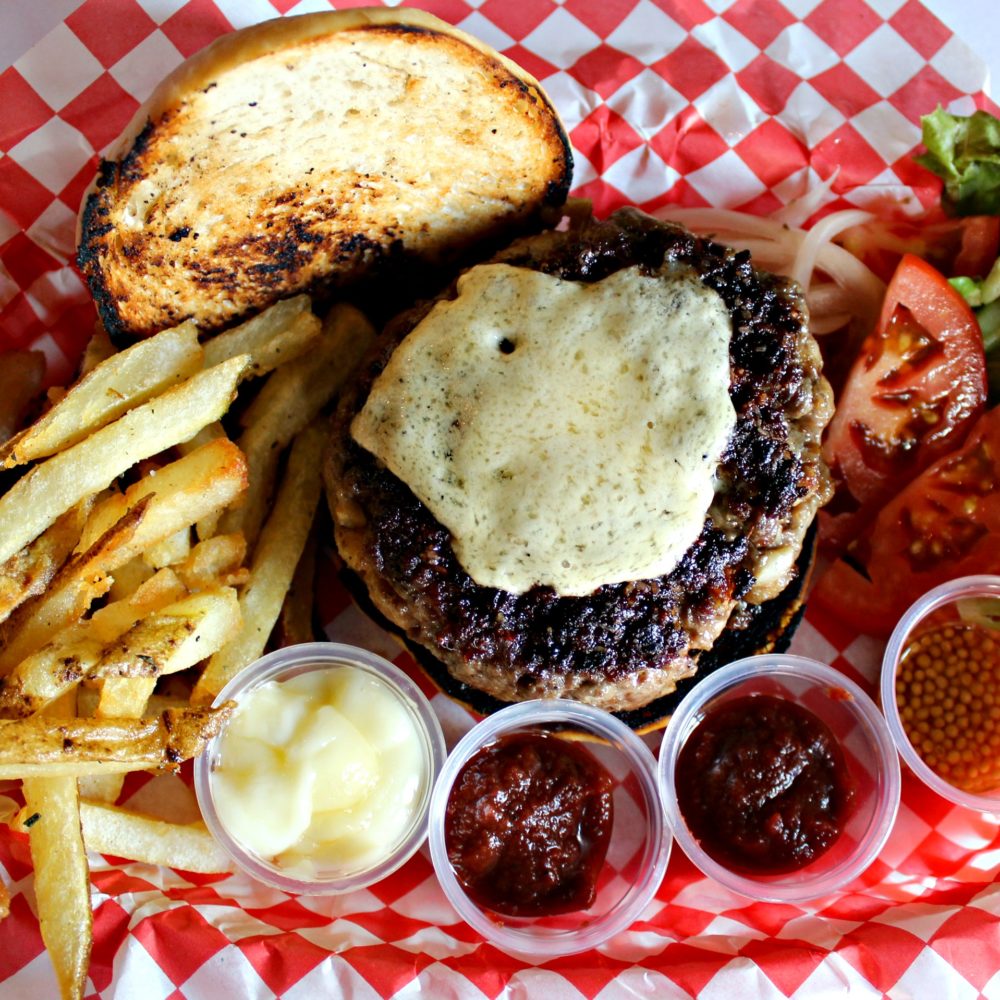 Restaurant Gwendolyn: A Pop-Up, Back-to-Basics Burger